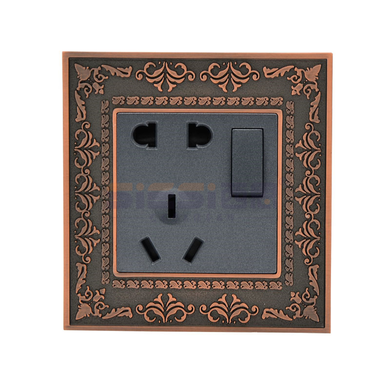 10A二三极插座带单控开关